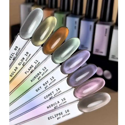 BIBLIOTEKA Cat Eye Gel Polish Nr. 09 Moon Veil 10ml – Silberweiß