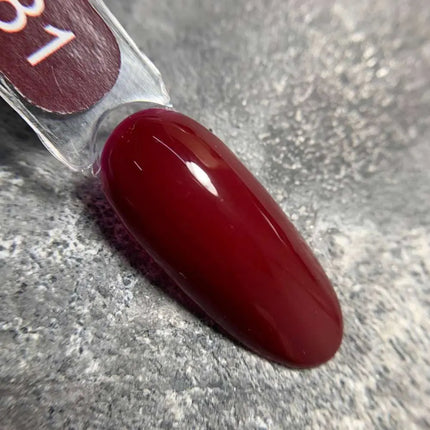 Edlen Gel-Nagellack Farbe №81 Rubin 9ml