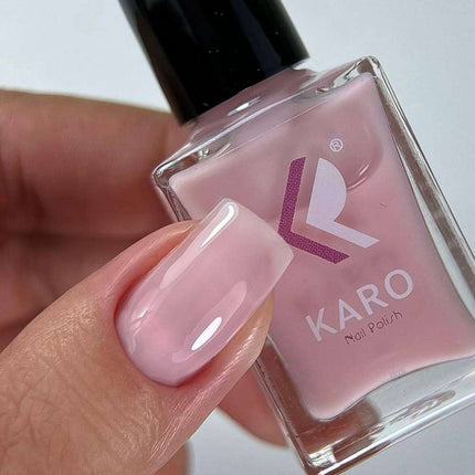 Karo Nagellack milchig mit Reibungseffekt 8ml