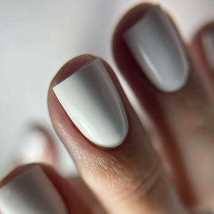 Luna Gel Polish №002 Farbe Eisweiß 8ml