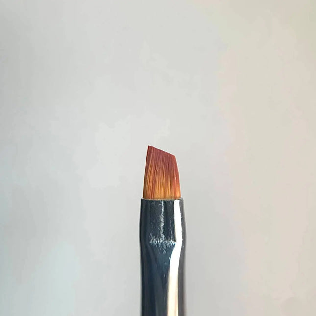 Nagelbürste schräg OPI Kolinsky Nr. 6