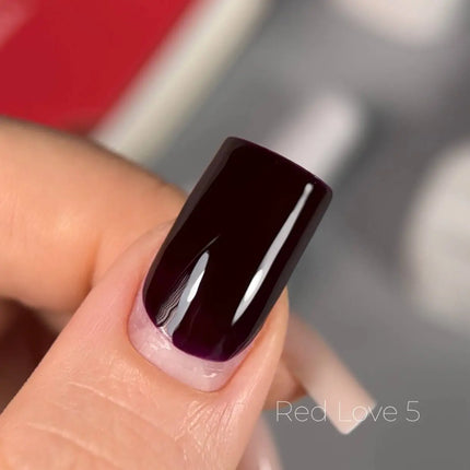 Гель-лак Saga Love Red 2 Shimmer 10 ml
