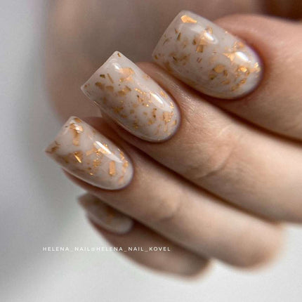 Saga Leaf Grundlack №05 Wüstensandbraun mit Goldfolie 9ml