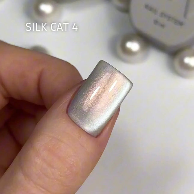 Saga Cat Eye Silk Nr. 4 mit Kupferpulver-Effekt 10ml