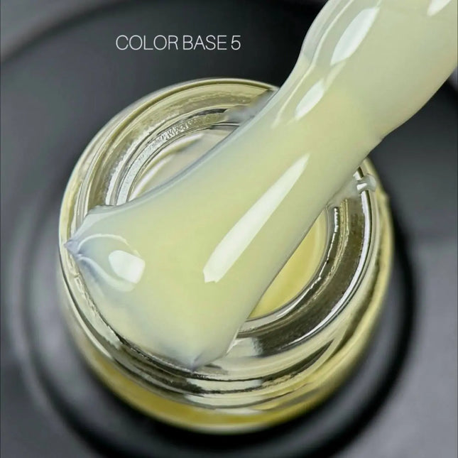 Saga Color Grundlack №05 Sanftes Gelb 10ml
