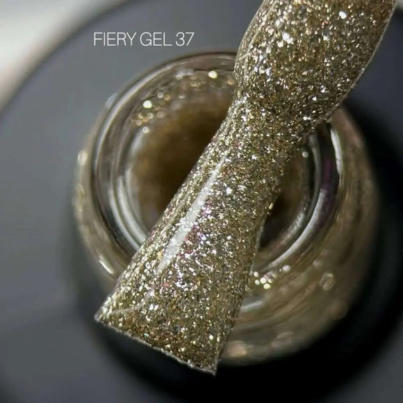 Saga Fiery Gel-Lack №37 Hellgold 9ml